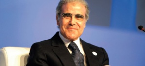 Jouahri plaide pour l'accélération du mobile banking Jouahri plaide pour l'accélération du mobile banking