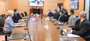 Enseignement à distance : des tablettes pour les élèves du monde rural Enseignement à distance : des tablettes pour les élèves du monde rural