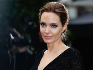 Angelina Jolie vend le tableau de Marrakech à 3.4 millions de dollars Angelina Jolie vend le tableau de Marrakech à 3.4 millions de dollars