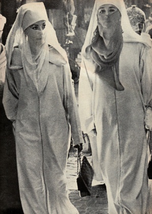 Maroc : Du Haïk à la jupe Maroc : Du Haïk à la jupe