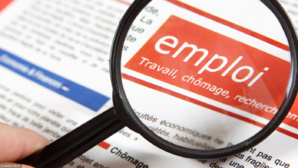 En 2020 : 45 % des jeunes urbains de 15-24 ans sont chômeurs En 2020 : 45 % des jeunes urbains de 15-24 ans sont chômeurs