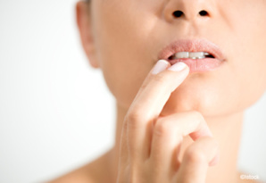 Soulagez les douleurs de vos aphtes naturellement Soulagez les douleurs de vos aphtes naturellement