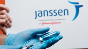 Johnson & Johnson fournira jusqu'à 400 millions de vaccins en Afrique Johnson & Johnson fournira jusqu'à 400 millions de vaccins en Afrique
