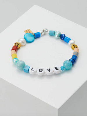 Mode : Le grand retour des estival bijoux régressifs Mode : Le grand retour des estival bijoux régressifs