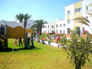 Action renforcée en faveur des enfants abandonnés par leurs familles Action renforcée en faveur des enfants abandonnés par leurs familles