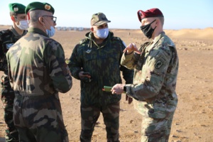 Officiers marocains et américains coordonnant les préparatifs de l'exercice 'African Lion 2021'