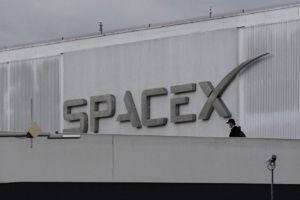SpaceX lancera une mission lunaire payée en crypto-monnaie