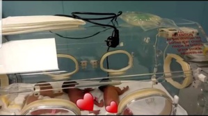 La maman des neufs bébés maliens nomme son fils Mohamed 6 La maman des neufs bébés maliens nomme son fils Mohamed 6