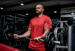 Le kickboxeur Badr Hari condamné à payer 50 000 euros Le kickboxeur Badr Hari condamné à payer 50 000 euros