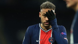 Choc : Neymar suspendu pour la finale ! Choc : Neymar suspendu pour la finale !
