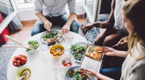 Eté : que faut-il consommer et éviter pendant la canicule ? Eté : que faut-il consommer et éviter pendant la canicule ?