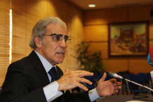 Philanthropie, Aberration, Pacte avec le Diable, le gouverneur dit son coeur. Philanthropie, Aberration, Pacte avec le Diable, le gouverneur dit son coeur.