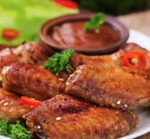 Poulet mariné aux herbes de Provence, sauce au chorizo et purée de courgettes de Ducros Poulet mariné aux herbes de Provence, sauce au chorizo et purée de courgettes de Ducros