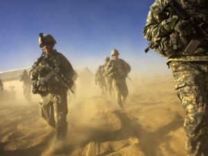 Sauve qui peut ! Les Talibans arrivent...