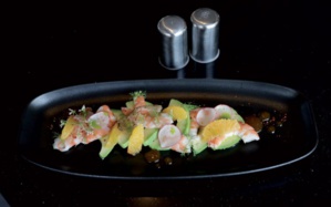 Salade d’avocat aux gambas et agrumes Salade d’avocat aux gambas et agrumes