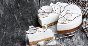 Cheesecake à la noix de coco et au chocolat blanc Cheesecake à la noix de coco et au chocolat blanc