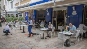 Le passeport de vaccination, sera-t-il obligatoire un jour pour l’accès aux cafés et restaurants ?