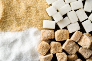 Régime : Par quoi remplacer le sucre dans notre alimentation ?