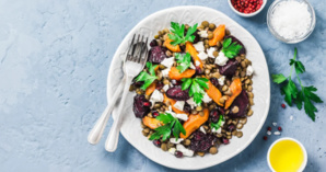 Salade de lentilles aux carottes, betteraves et feta Salade de lentilles aux carottes, betteraves et feta