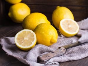 Une astuce de génie au citron pour éliminer les insectes de la maison Une astuce de génie au citron pour éliminer les insectes de la maison