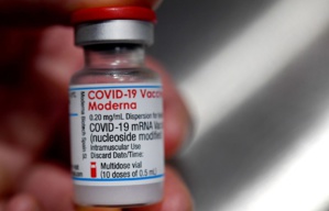Moderna développe un vaccin booster 2-en-1 "Covid et grippe" Moderna développe un vaccin booster 2-en-1 "Covid et grippe"