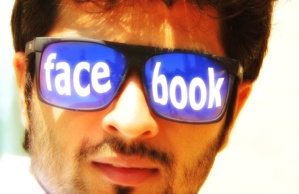 Facebook dévoile ses lunettes connectées Ray-Ban stories