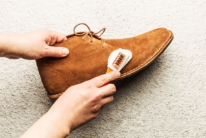 Des astuces pour nettoyer les chaussures en daim Des astuces pour nettoyer les chaussures en daim