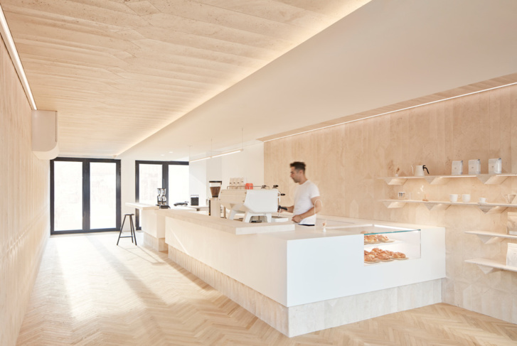 La salle des nuages de Milky La salle des nuages de Milky