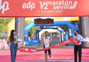 Semi-marathon de Séville : Mohamed El Talhaoui remporte l’édition 2021 Semi-marathon de Séville : Mohamed El Talhaoui remporte l’édition 2021
