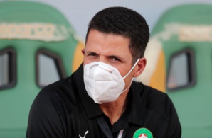 Houcine Ammouta, entraineur de l'équipe nationale des joueurs locaux. Houcine Ammouta, entraineur de l'équipe nationale des joueurs locaux.