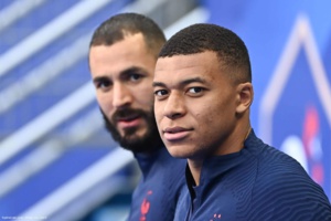 Mbappé pourrait rejoindre Benzema au Real Mbappé pourrait rejoindre Benzema au Real