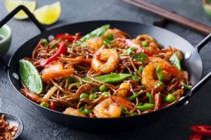 Nouilles soba et crevettes 