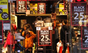 Le Black Friday, entre soldes et surconsommation Le Black Friday, entre soldes et surconsommation