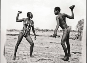 Photo : l’éternel affrontement entre l’homme et la femme Photo : l’éternel affrontement entre l’homme et la femme