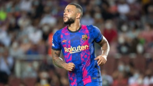 isolé depay n'a été d'aucun secoirs pour son equipe isolé depay n'a été d'aucun secoirs pour son equipe