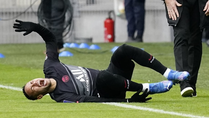 Neymar encore bléssé Neymar encore bléssé
