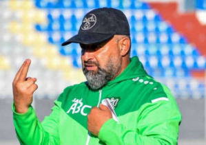 Abdelhak Bencheikha, entraineur du Difaa Hassani d'El Jadida.