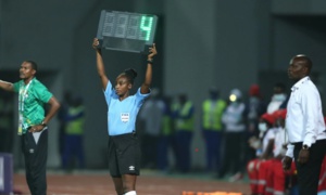 CAN 2021 : Un trio arbitral féminin pour le match Zimbabwe-Guinée CAN 2021 : Un trio arbitral féminin pour le match Zimbabwe-Guinée