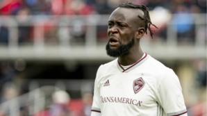 Sierra Leone : des supporters veulent brûler la maison de kei kamara Sierra Leone : des supporters veulent brûler la maison de kei kamara