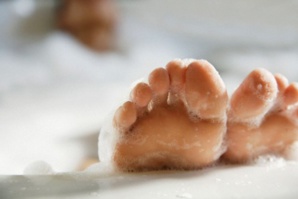 Transpiration des pieds : la recette facile de déodorant maison Transpiration des pieds : la recette facile de déodorant maison