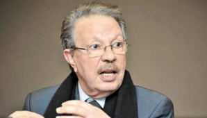 La création d'emplois dépend de la diversification de l'économie et de l'amélioration de la compétitivité La création d'emplois dépend de la diversification de l'économie et de l'amélioration de la compétitivité