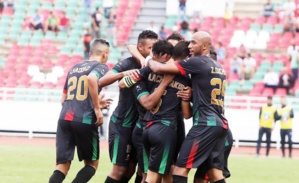 Botola Pro : L'AS FAR s'offre le DHJ Botola Pro : L'AS FAR s'offre le DHJ