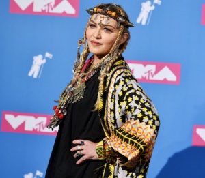 Madonna compare Poutine à Hitler dans une vidéo en soutien à l'Ukraine
