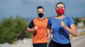 Le sport est-il toujours aussi bénéfique quand on est positif au Covid-19 ? Le sport est-il toujours aussi bénéfique quand on est positif au Covid-19 ?