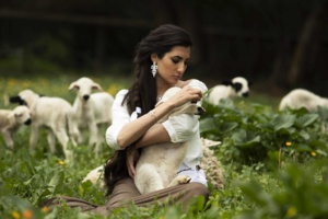 "Kandisha", la nouvelle collection de la créatrice Rhita Benjelloun "Kandisha", la nouvelle collection de la créatrice Rhita Benjelloun