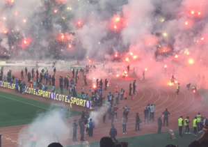 Fumigènes : Des clubs de Botola Pro Inwi sanctionnés Fumigènes : Des clubs de Botola Pro Inwi sanctionnés