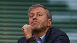 Guerre en Ukraine : Abramovitch sanctionné, la vente de Chelsea suspendue Guerre en Ukraine : Abramovitch sanctionné, la vente de Chelsea suspendue