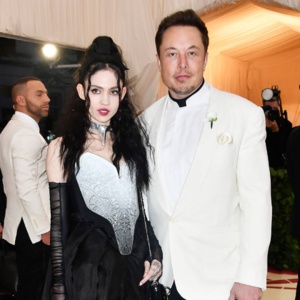 Elon Musk et Grimes annoncent la naissance de leur fille, surnommée Y