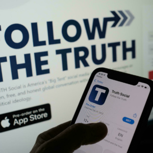Le réseau social de Donald Trump "Truth Social" fait un flop Le réseau social de Donald Trump "Truth Social" fait un flop