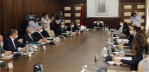 Un remaniement en trompe l’œil, en leurre, ou les deux ! Un remaniement en trompe l’œil, en leurre, ou les deux !